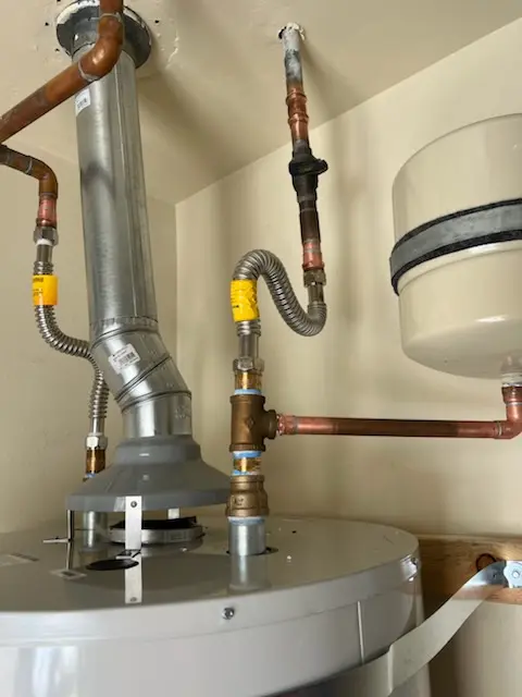 Water heater installation and plumbing repair in Rosslyn